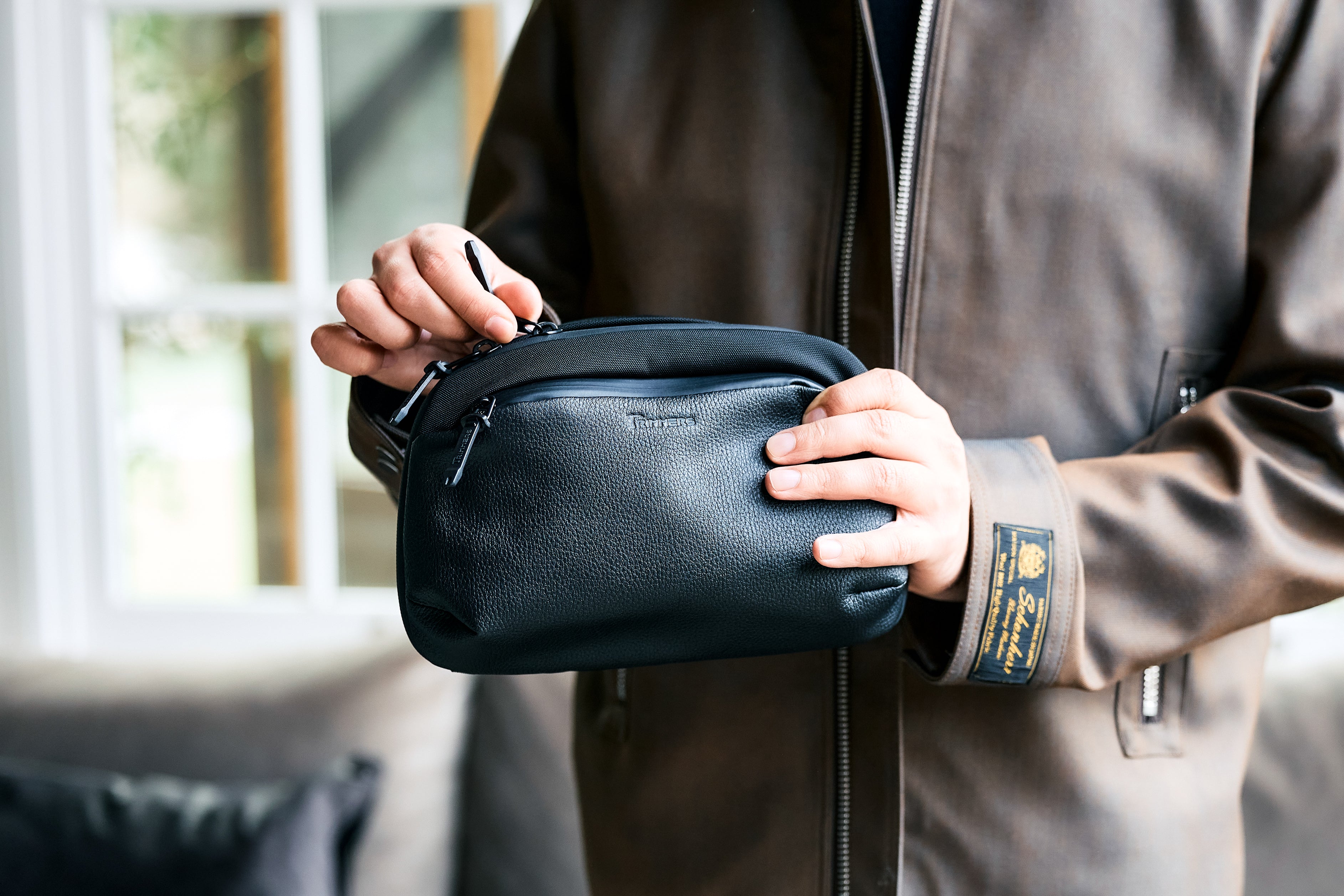 Solstice Pouch R