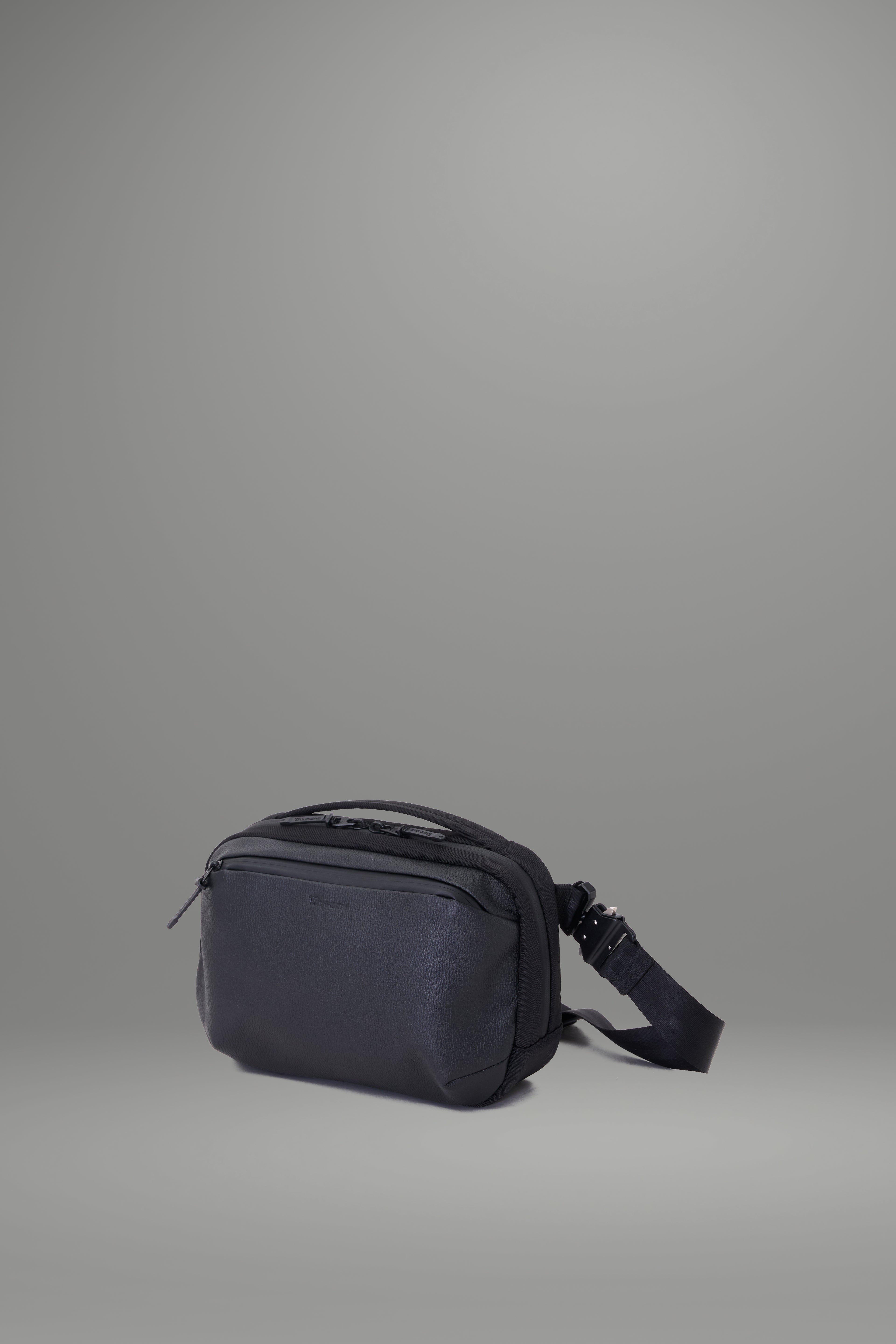 Solstice Sling bag R