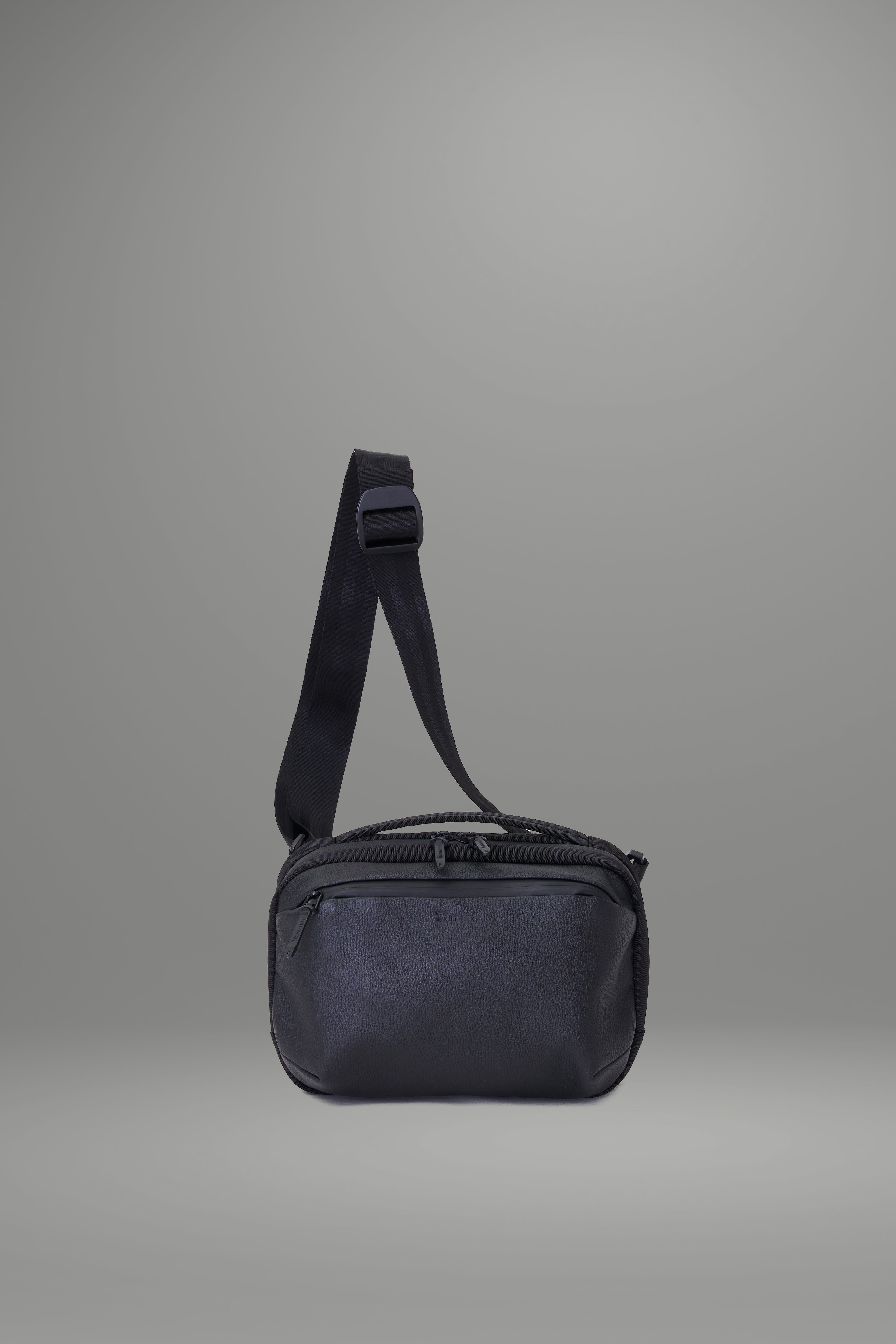 Solstice Sling bag R