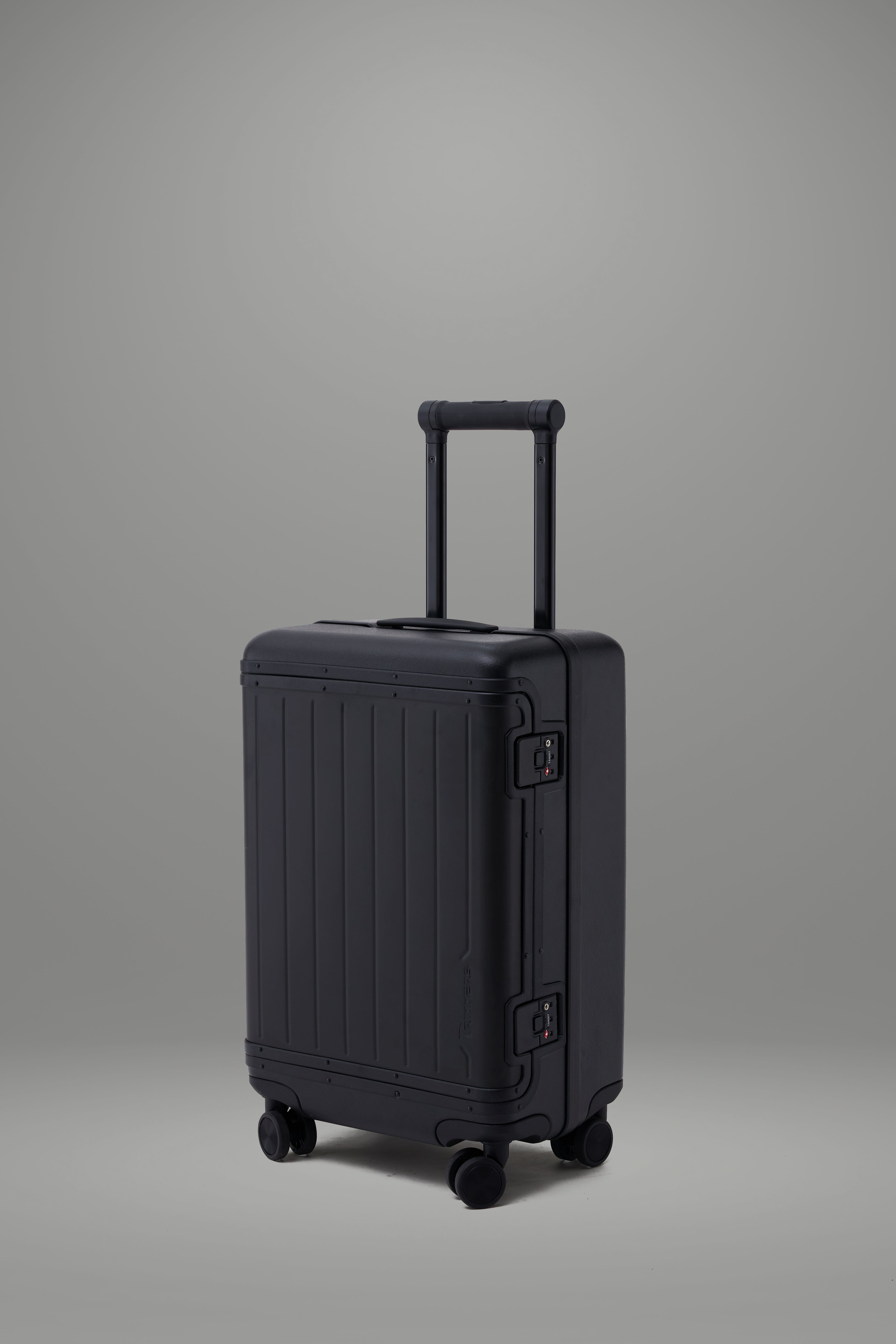 【美品】TRIMMERS Solstice Carry-on 22 39L 黒 Solstice Carry-on 22