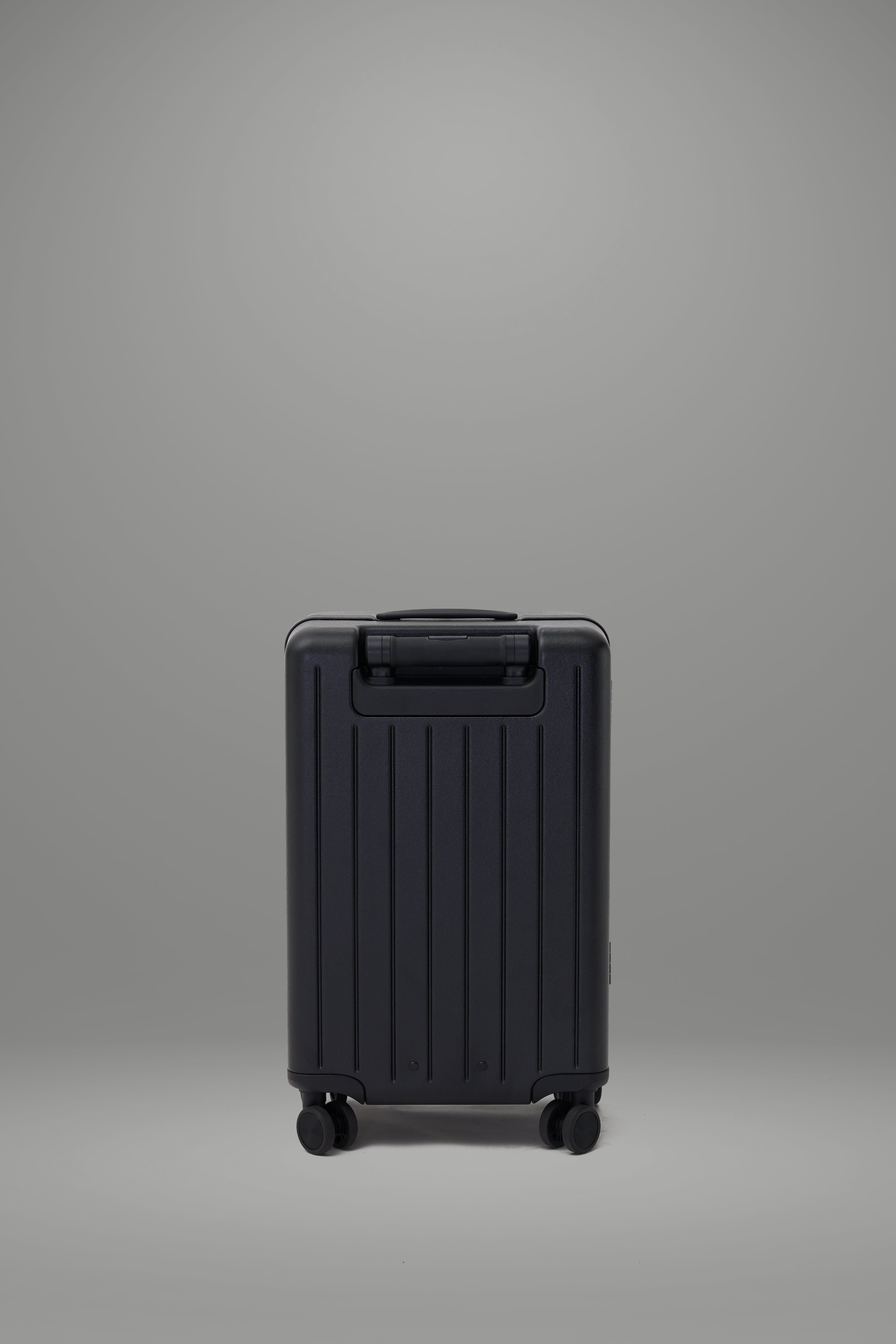 carryon_04_v2.jpg?v=1761622892