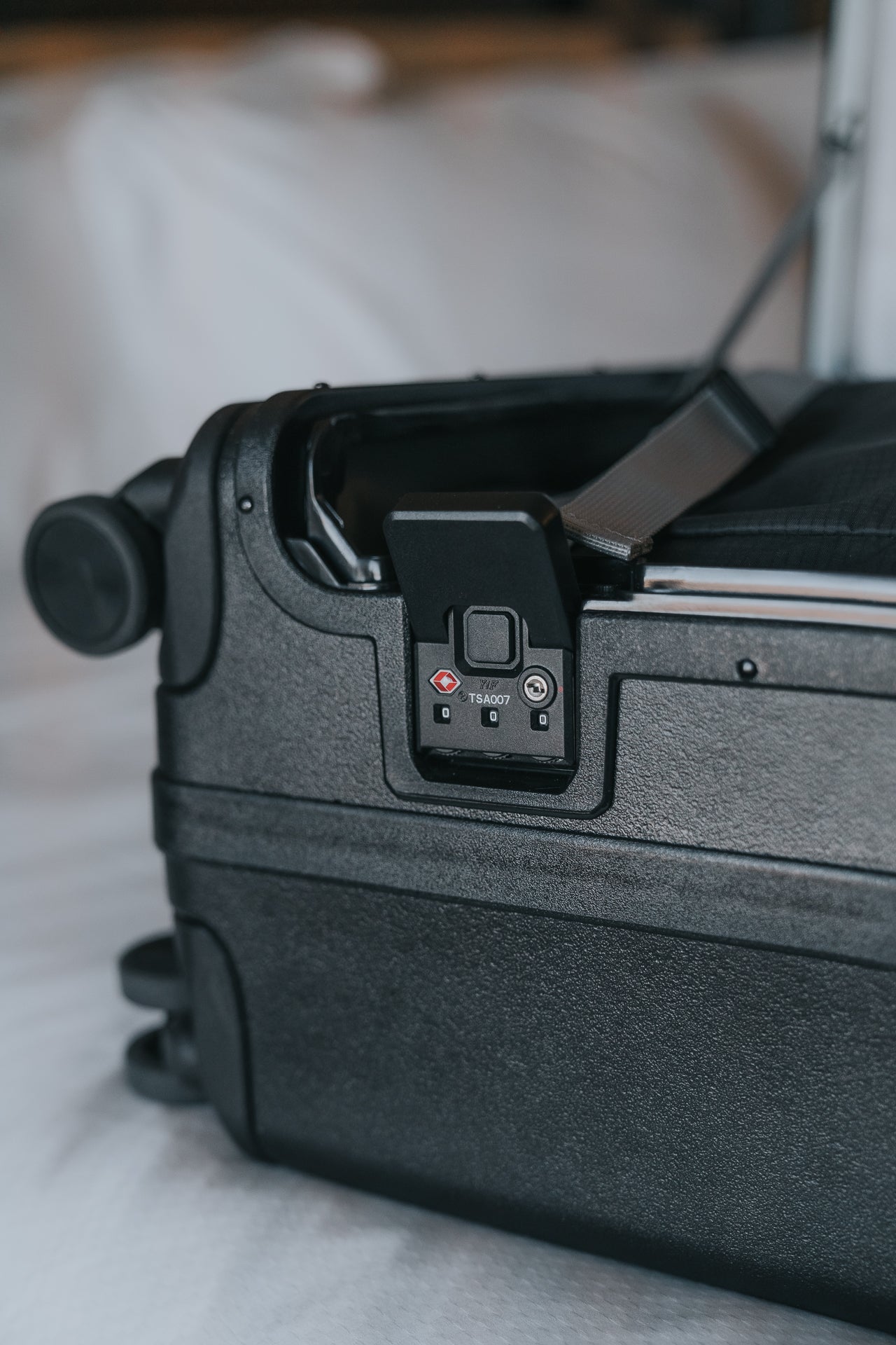 Solstice Carry-on 22 | トリマーズUSA