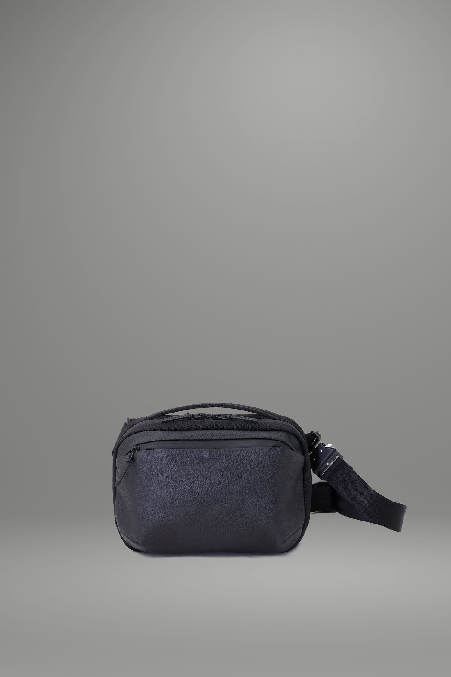 Solstice Sling bag R