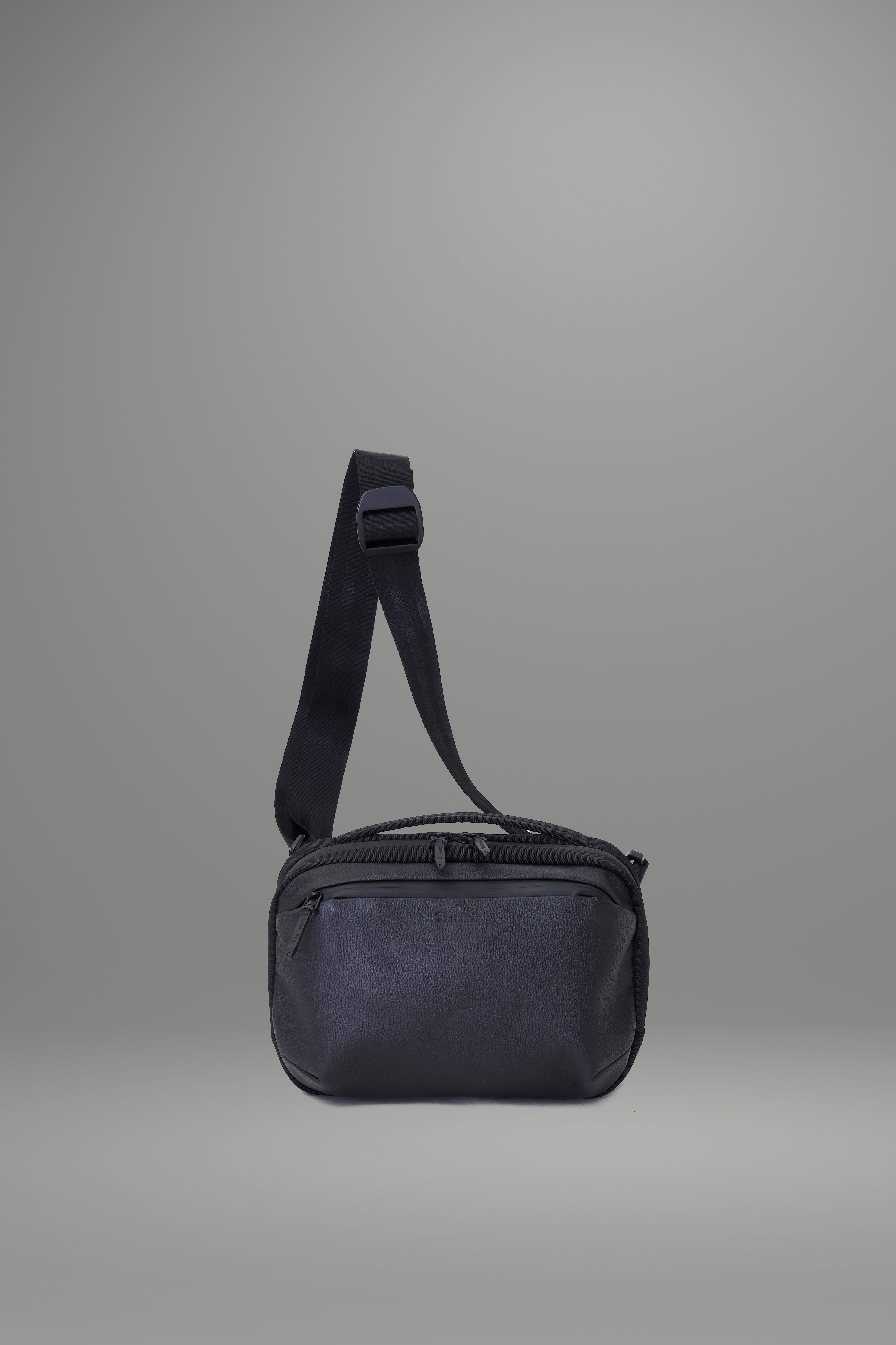 Solstice Sling bag R